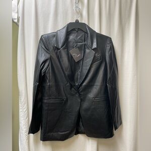 Elegant Black Faux Leather Women's Blazer